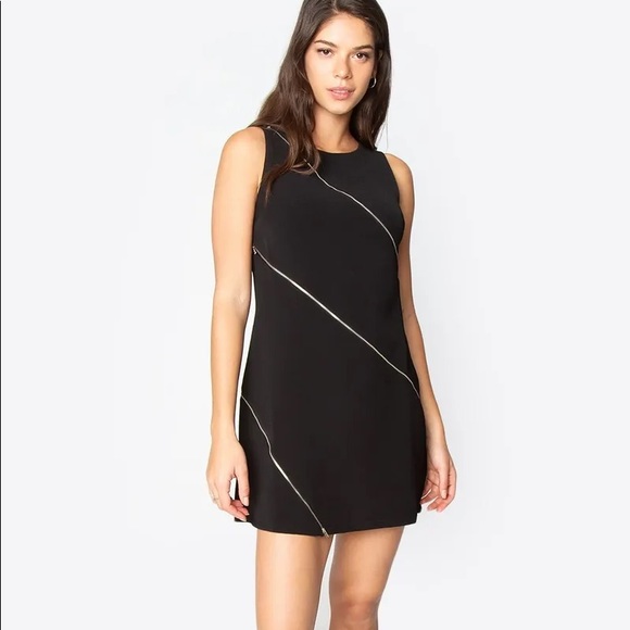 DUTCHES SHIFT DRESS - Picture 1 of 3